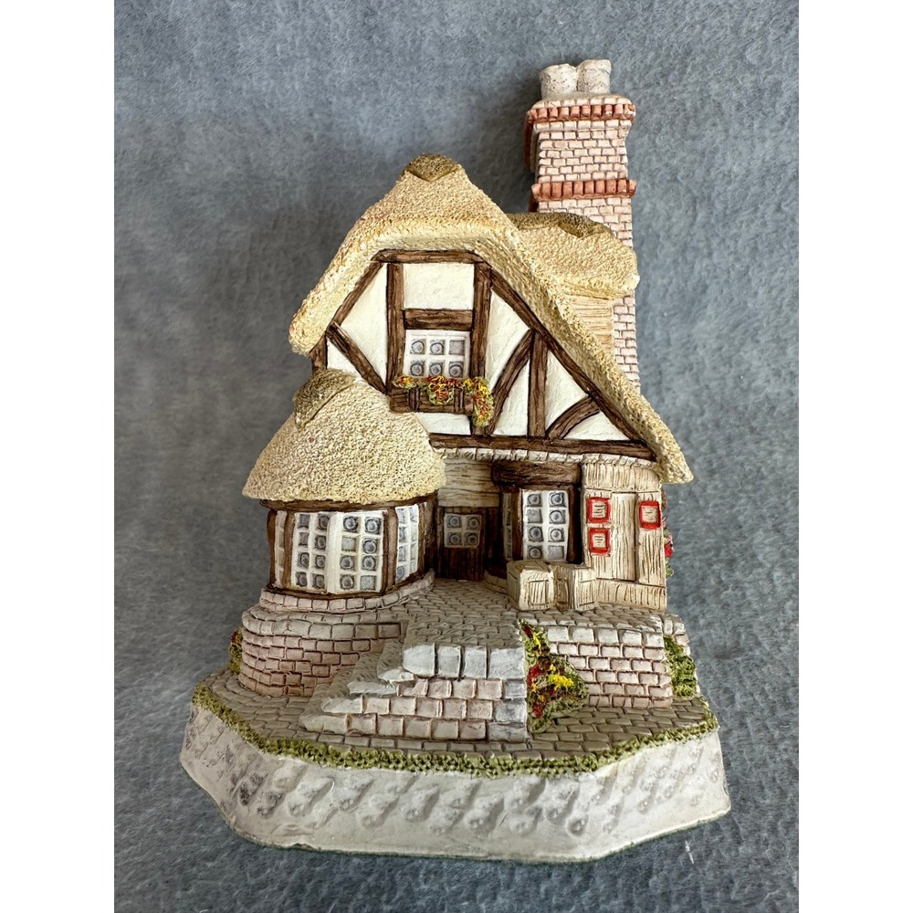 David Winter Cottage Audreys Tea Room 1990‎ Miniature Hand Painted Great Britain
